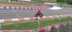 Okruhové testování Hypermotard 698 Mono
